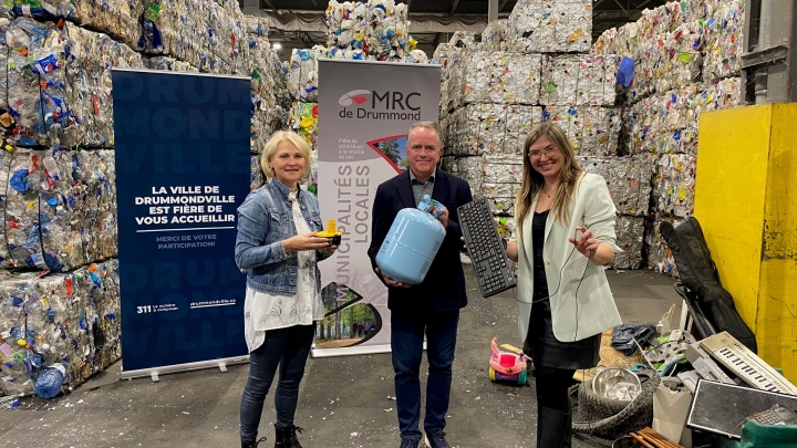 Ton bac de recyclage n'est pas un écocentre! Blitz de sensibilisation concernant l'utilisation judicieuse du bac vert