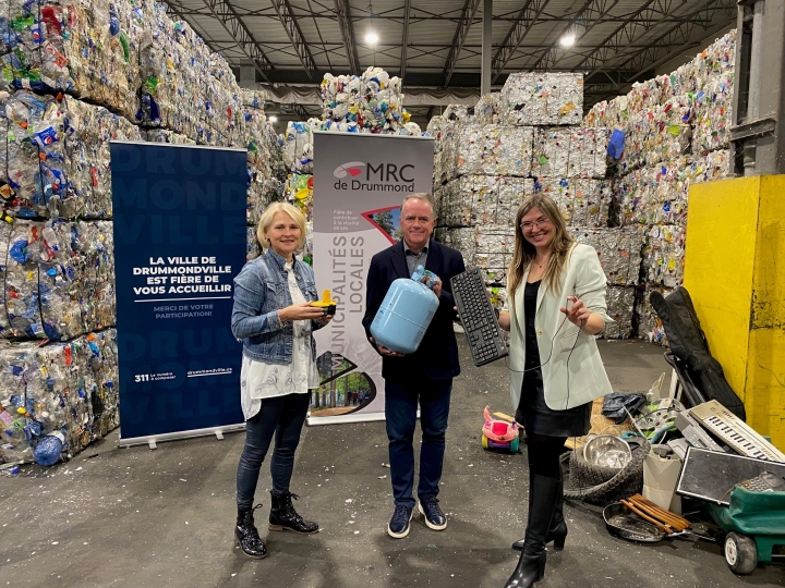 Ton bac de recyclage n'est pas un écocentre! Blitz de sensibilisation concernant l'utilisation judicieuse du bac vert